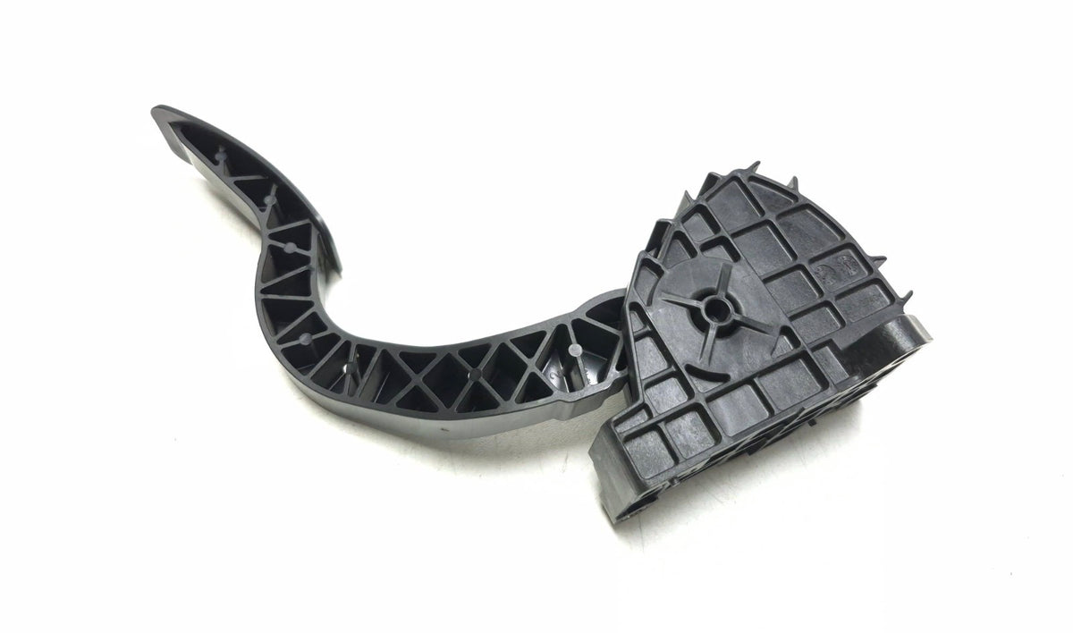 2018 Tesla Model 3 Accelerator Pedal 1044695-00-a OEM