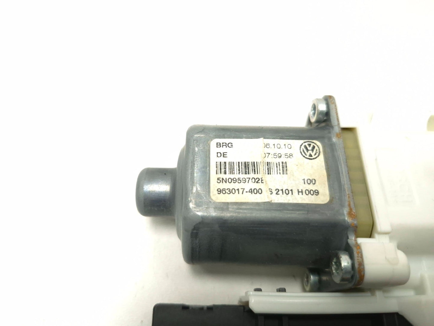 2011 Volkswagen Tiguan Window Regulator Motor Front Passenger Side Right OEM