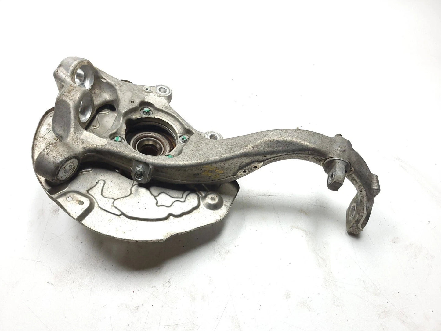 2015 Mercedes C300 AWD Front Wheel Spindle Knuckle Driver Side Left OEM