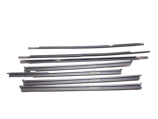 2013 Volkswagen GTI Door Window Belt Seal Molding 7pcs OEM