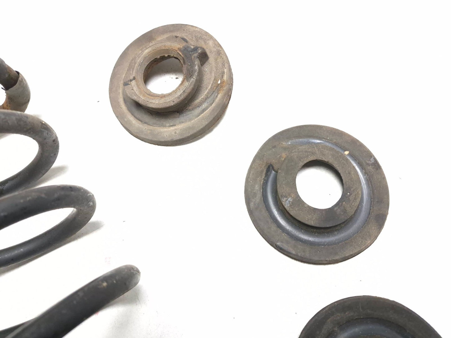 2011 Volkswagen Tiguan 2.0l Rear Coil Spring Left & Right Pair OEM