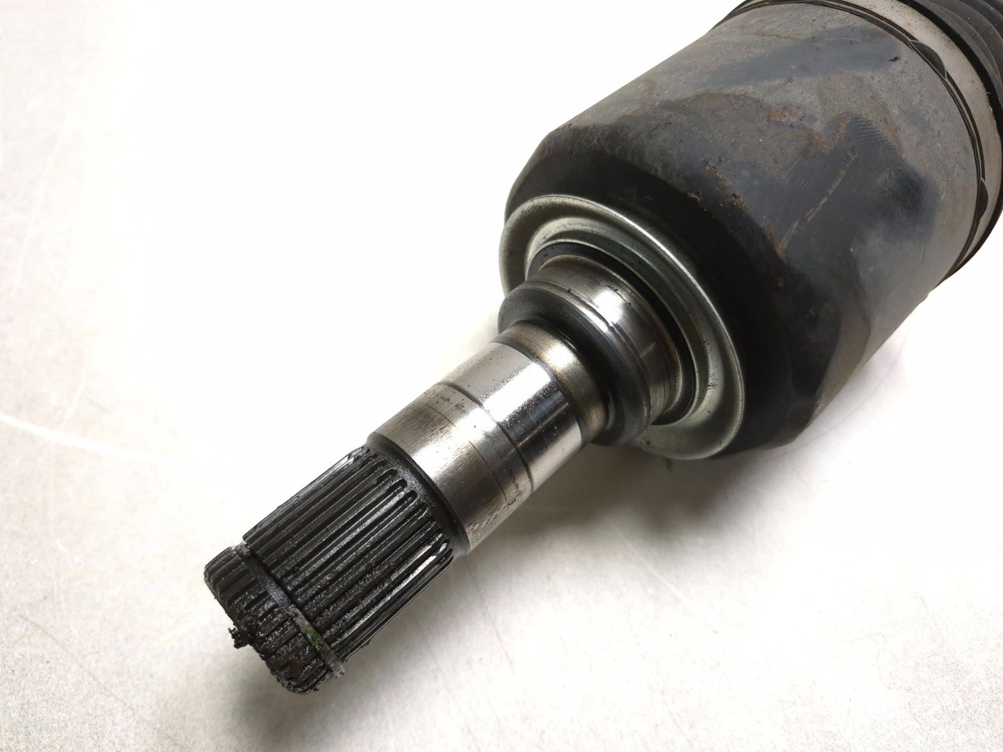 2020 Dodge Challenger 5.7l Rear Axle Half Shaft Left Driver Side OEM