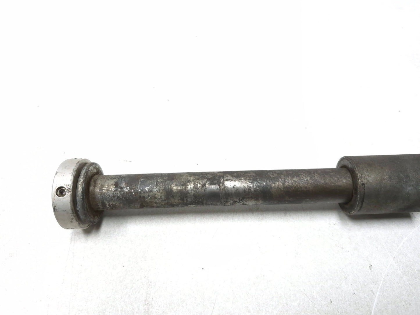 2003 Harley-davidson Fxdl Anniversary Dyna Rear Wheel Axle & Cover OEM