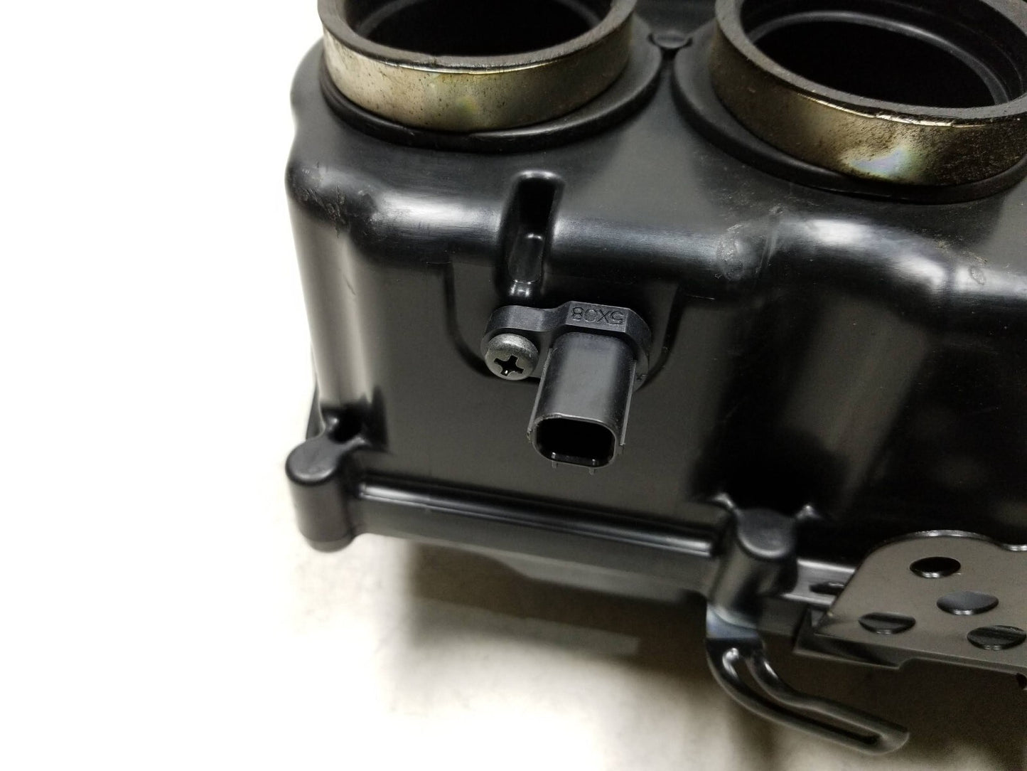 2015-2018 Kawasaki Klz1000 Versys 1000 Air Box Cleaner Filter Housing OEM