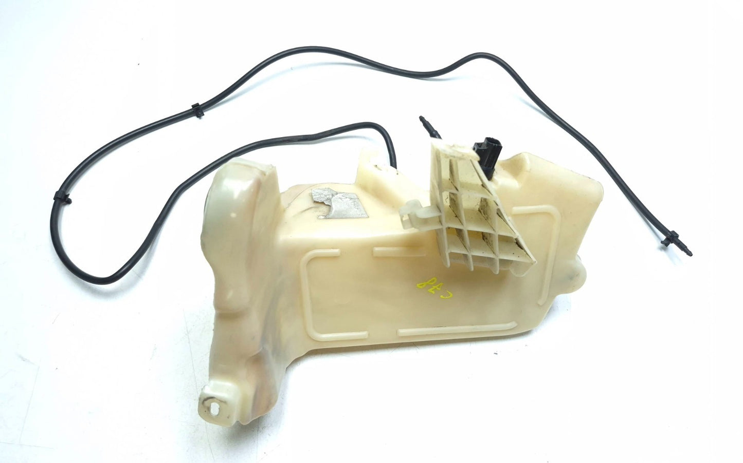 2012 Volvo C30 2.5l Windshield Washer Fluid Reservoir OEM