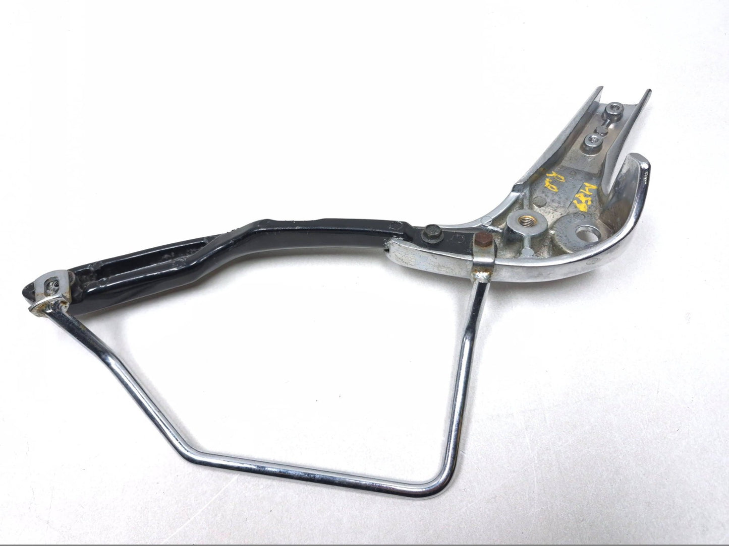 1996 Yamaha Virago Xv750 Right & Left Grab Rail / Fender Stay Pair OEM