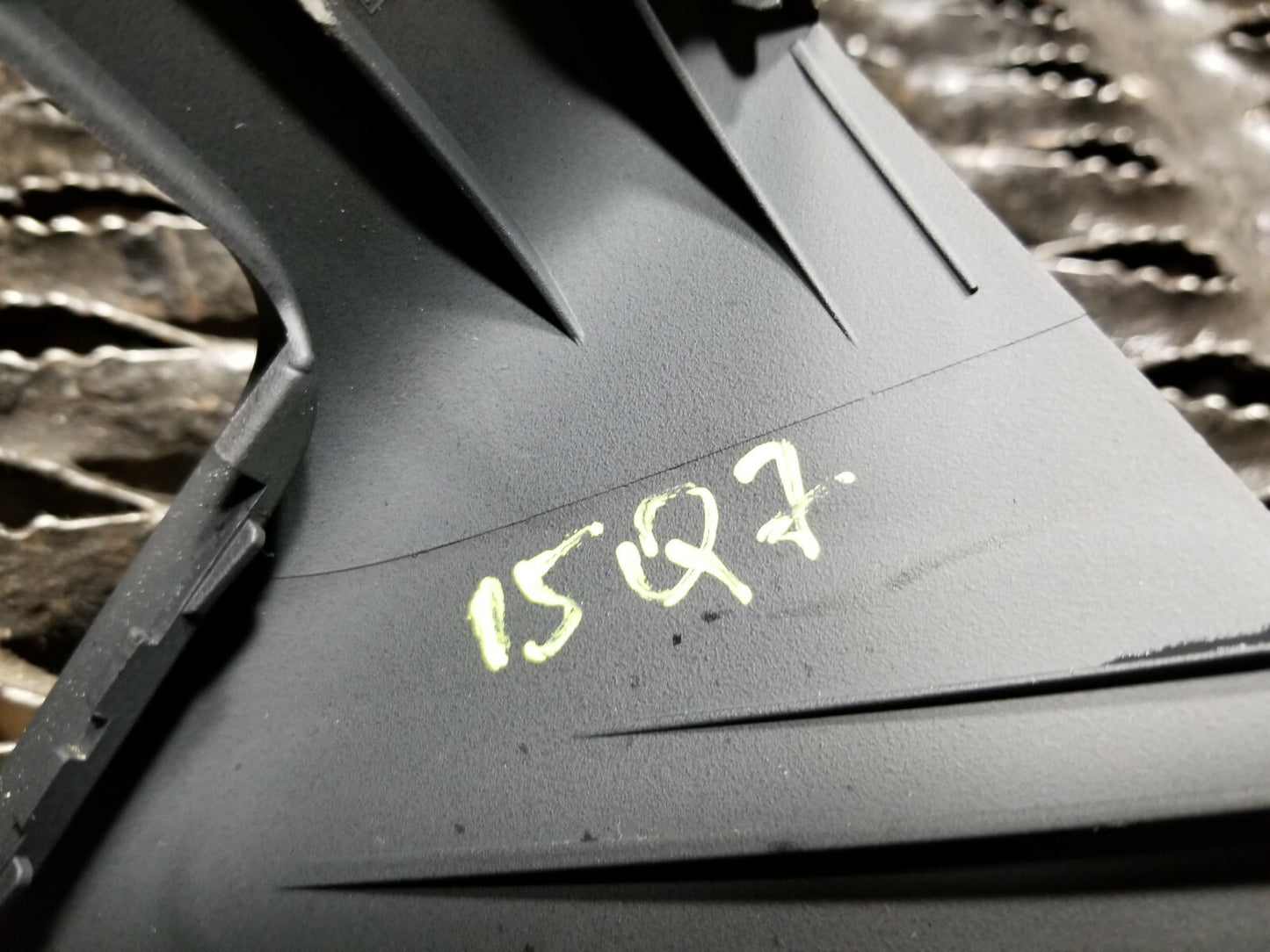 11 12 13 14 15  Audi Q7 Rear Center Console Air Vent Trim Panel OEM 87k Miles