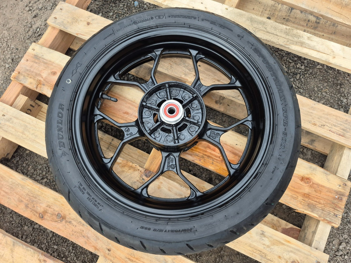 2025 Yamaha R3 Yfz320 Wheel Rim W/ Tire Rear 140/70 R17 OEM