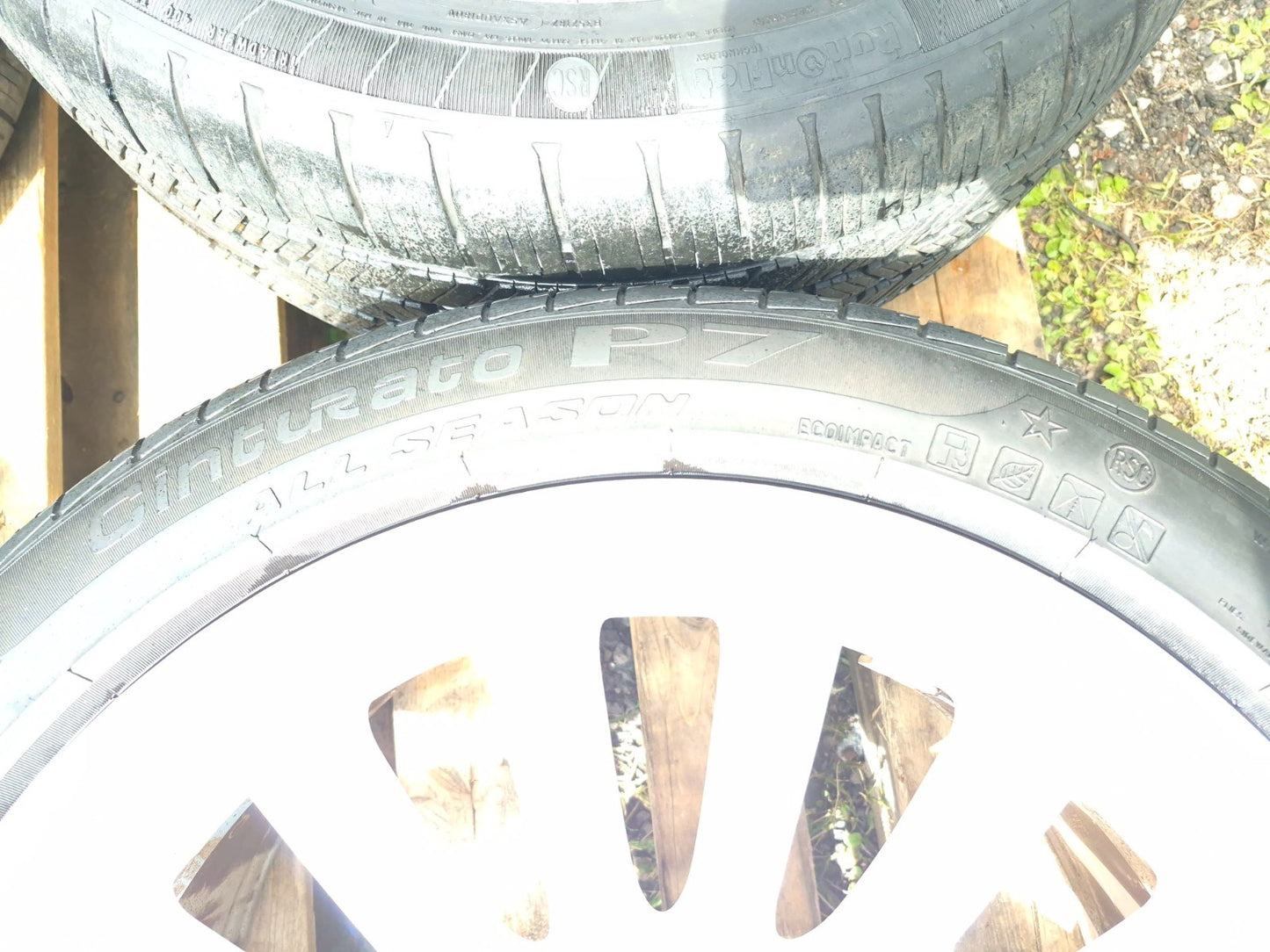 2011 BMW 750li Wheel Rim W/ Tire 245/45/r19 19x8.5j 4.8/32 Et 25 4 Pcs OEM