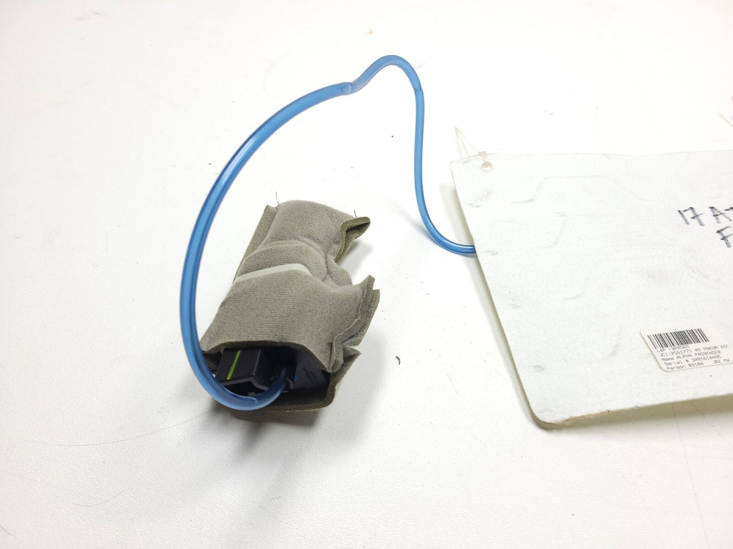 2013 - 2018 Cadillac Ats Front Right Passenger Seat Lumbar Support OEM