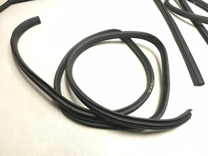 2012 Hyundai Sonata Rear Door Weatherstrip Seal & Molding Driver Side 4 Pcs OEM
