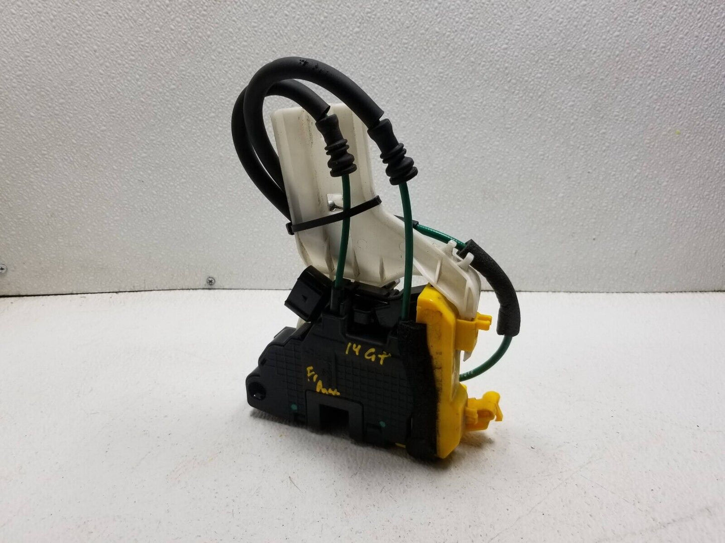 14 15 16 17 Hyundai Elantra Gt Door Lock Latch Actuator Front Right Pass OEM