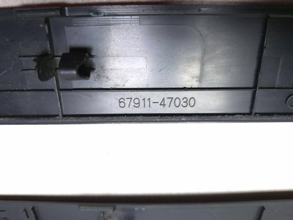 2011 Toyota Prius Front Door Sill Scuff Step Plate Left & Right  OEM