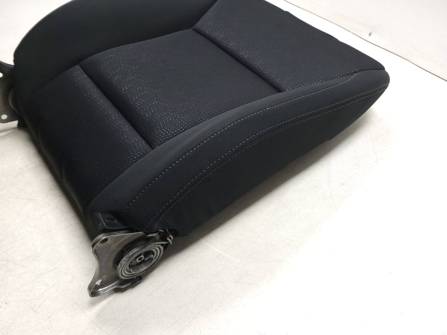 2015 - 2019 Subaru Legacy Front Seat Back Backrest Upper Passenger Right OEM