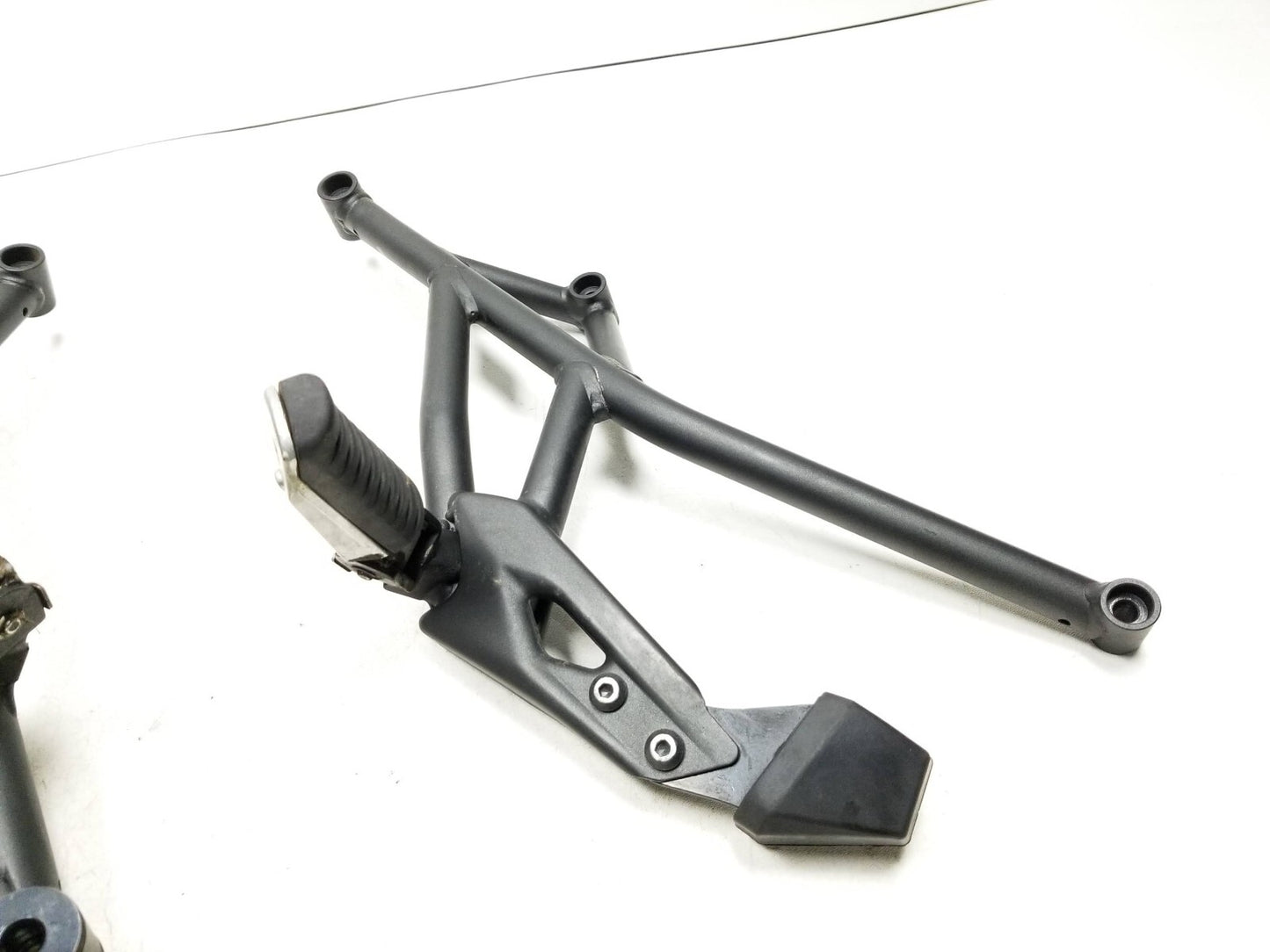 2015-2018 Kawasaki Klz1000 Versys 1000 Rear Foot Peg W/ Bracket Left & Right OEM