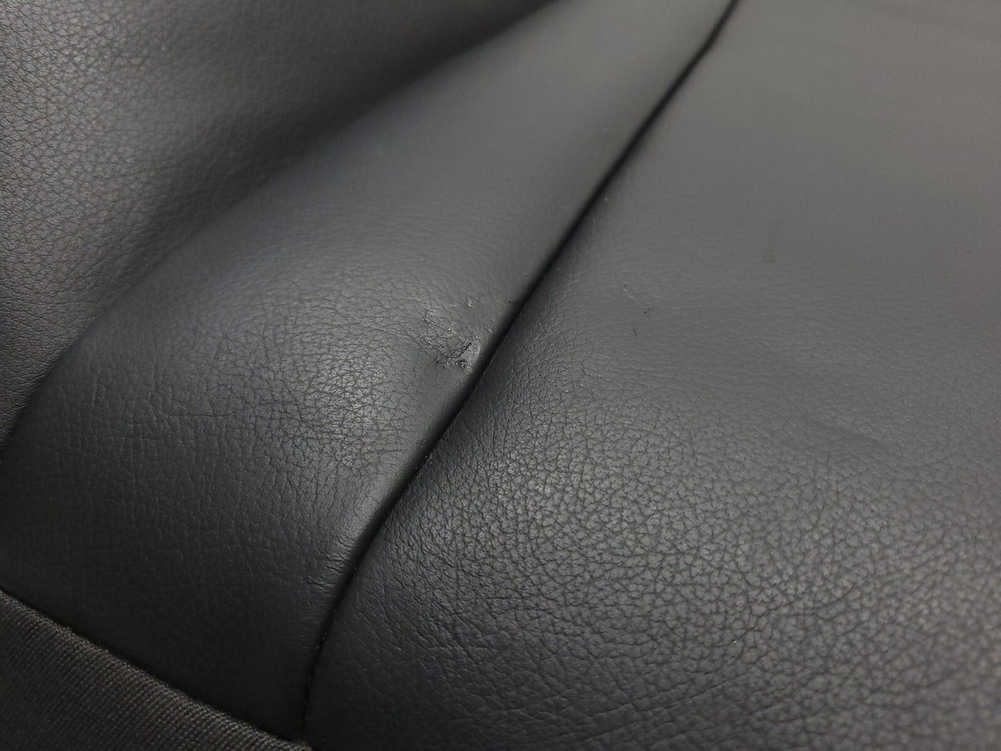 2009 - 2015 Audi Q7 Front Upper Seat Cushion Passenger Side Right OEM