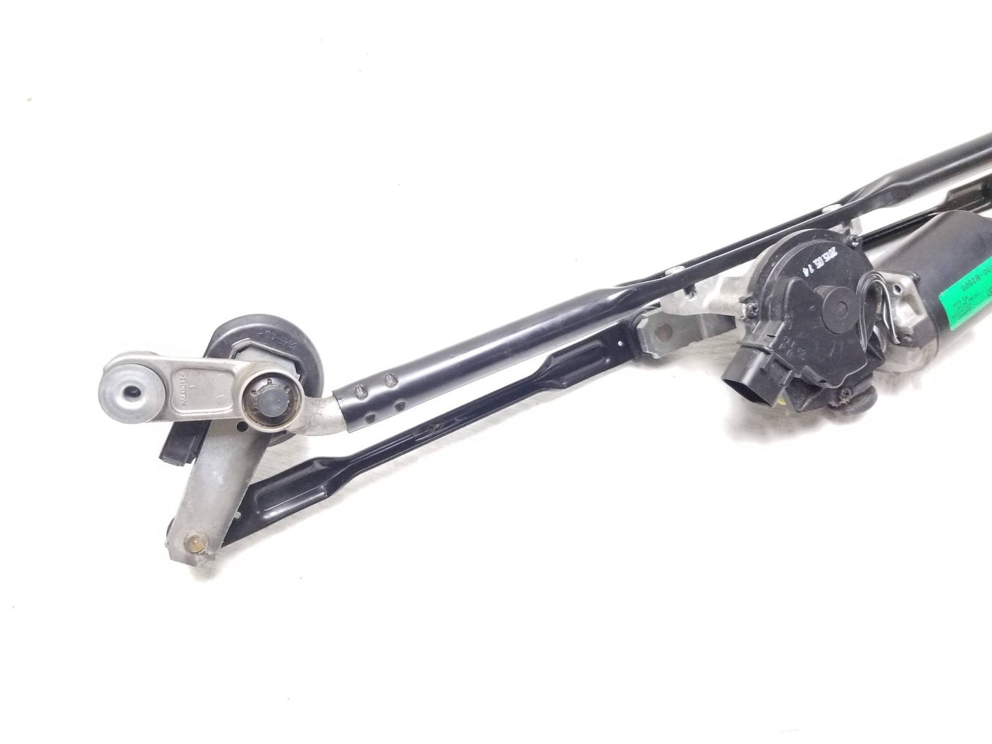 2014 - 2024 Kia Soul Windshield Wiper Motor W/ Linkage OEM