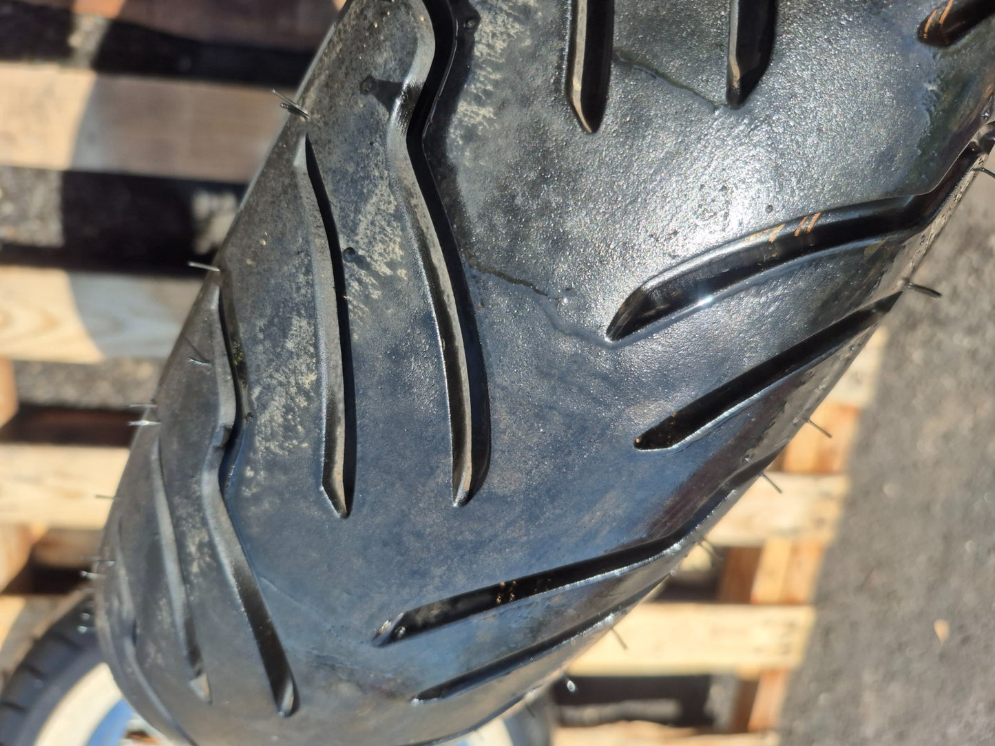 2004 Kawasaki Vulcan 800 Vn800 Wheel Rim W/ Tire Front & Rear Em