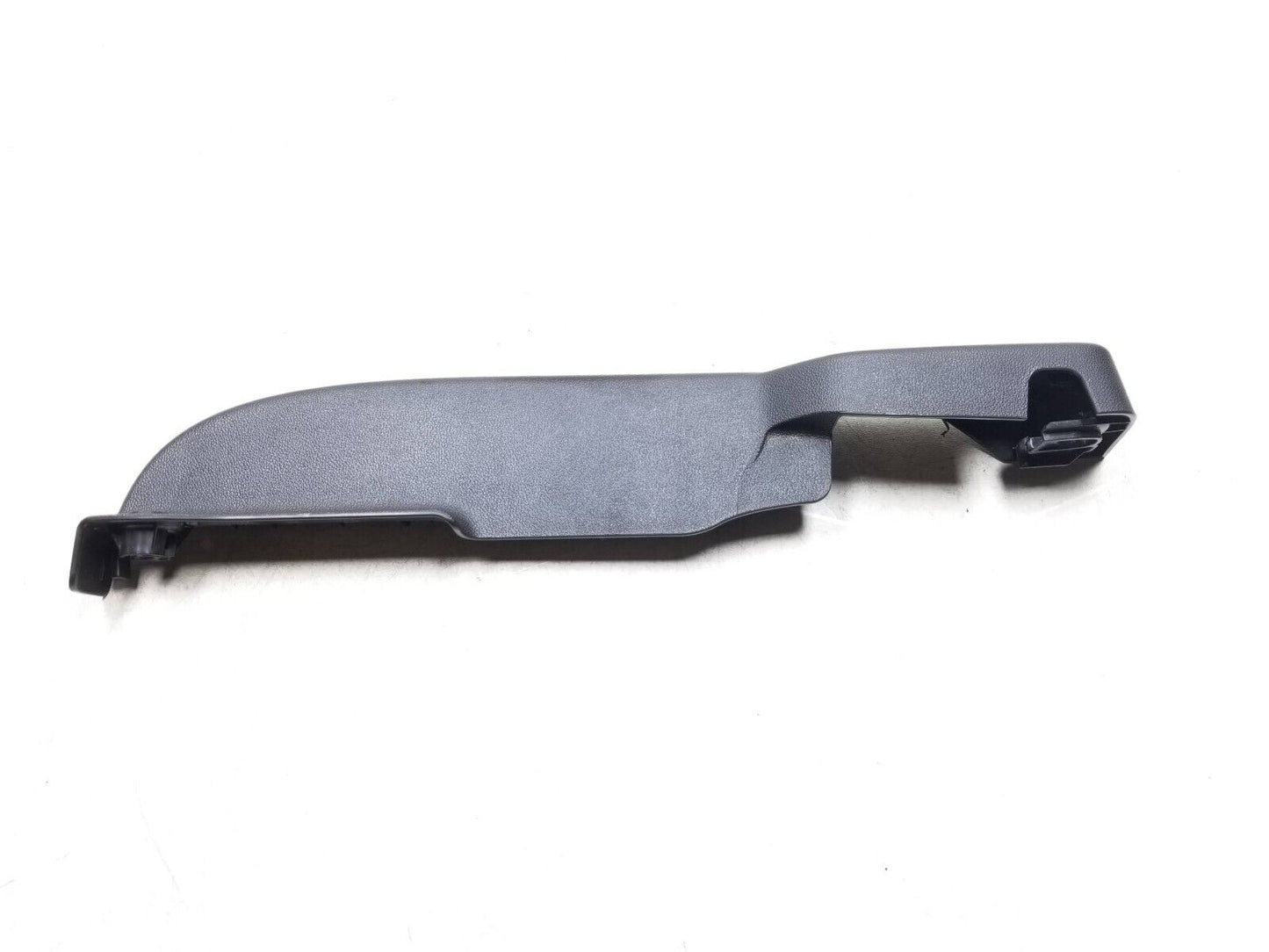 17 - 2019 Cadillac Xt5 Front Seat Side Trim Cover Front Passenger Side Right OEM