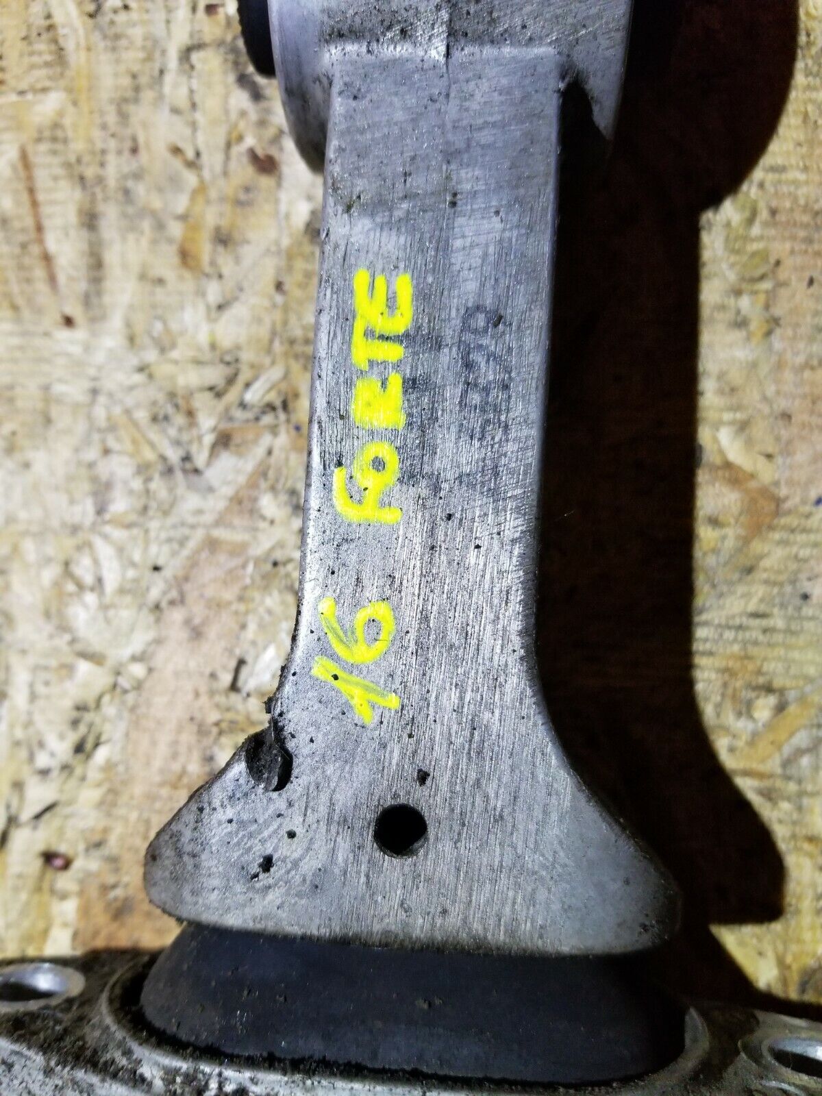 14 15 16 Kia Forte 2.0l Torque Strut Mount OEM 27k