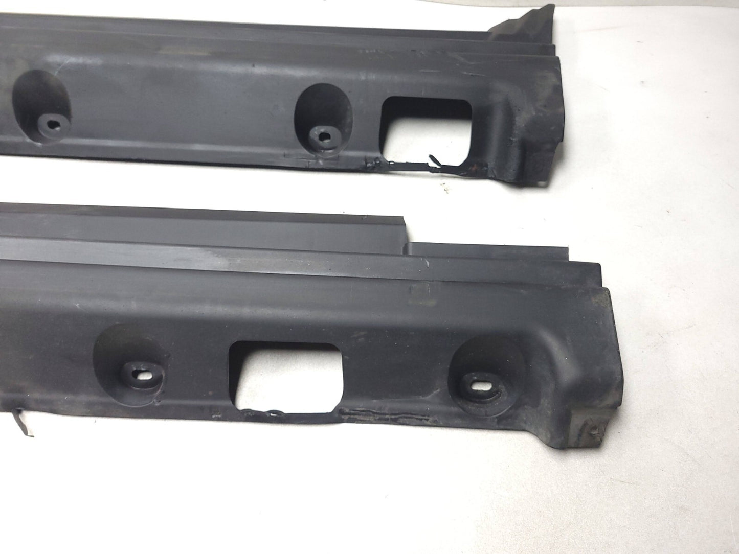 2007 Range Rover Skirt Rocker Panel Molding Left & Right Pair OEM