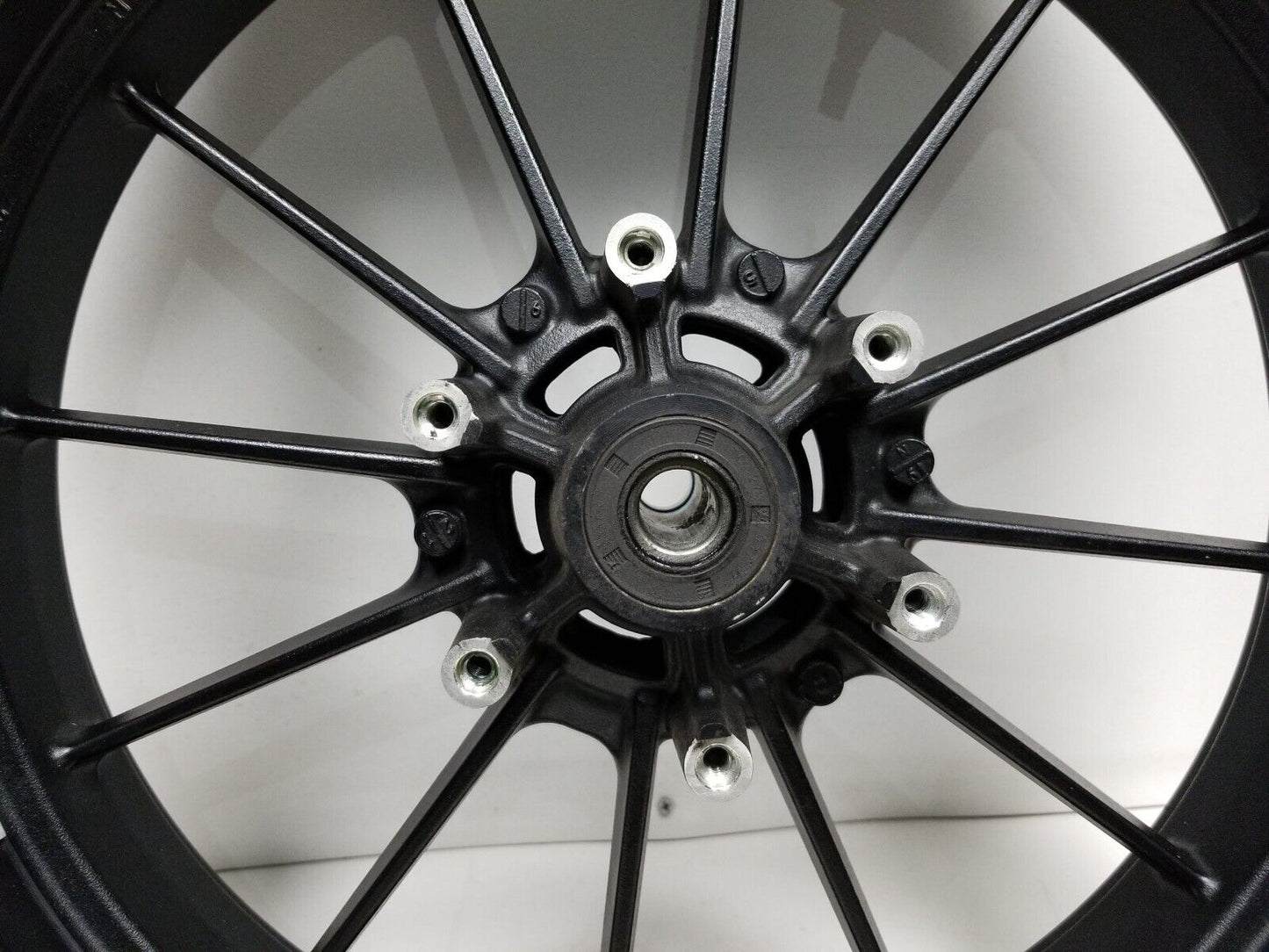 20 - 24 Benelli 302s Front Wheel Rim & Tire 120/70r17 Straight OEM 1609 Miles