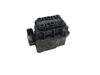 2010 - 2019 Jaguar XJ Air Suspension Control Solenoid Valve OEM