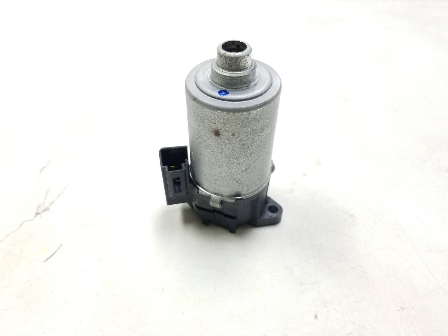 2018 BMW 330xi F30 Seat Adjustment Motor Front Passenger Side Right OEM