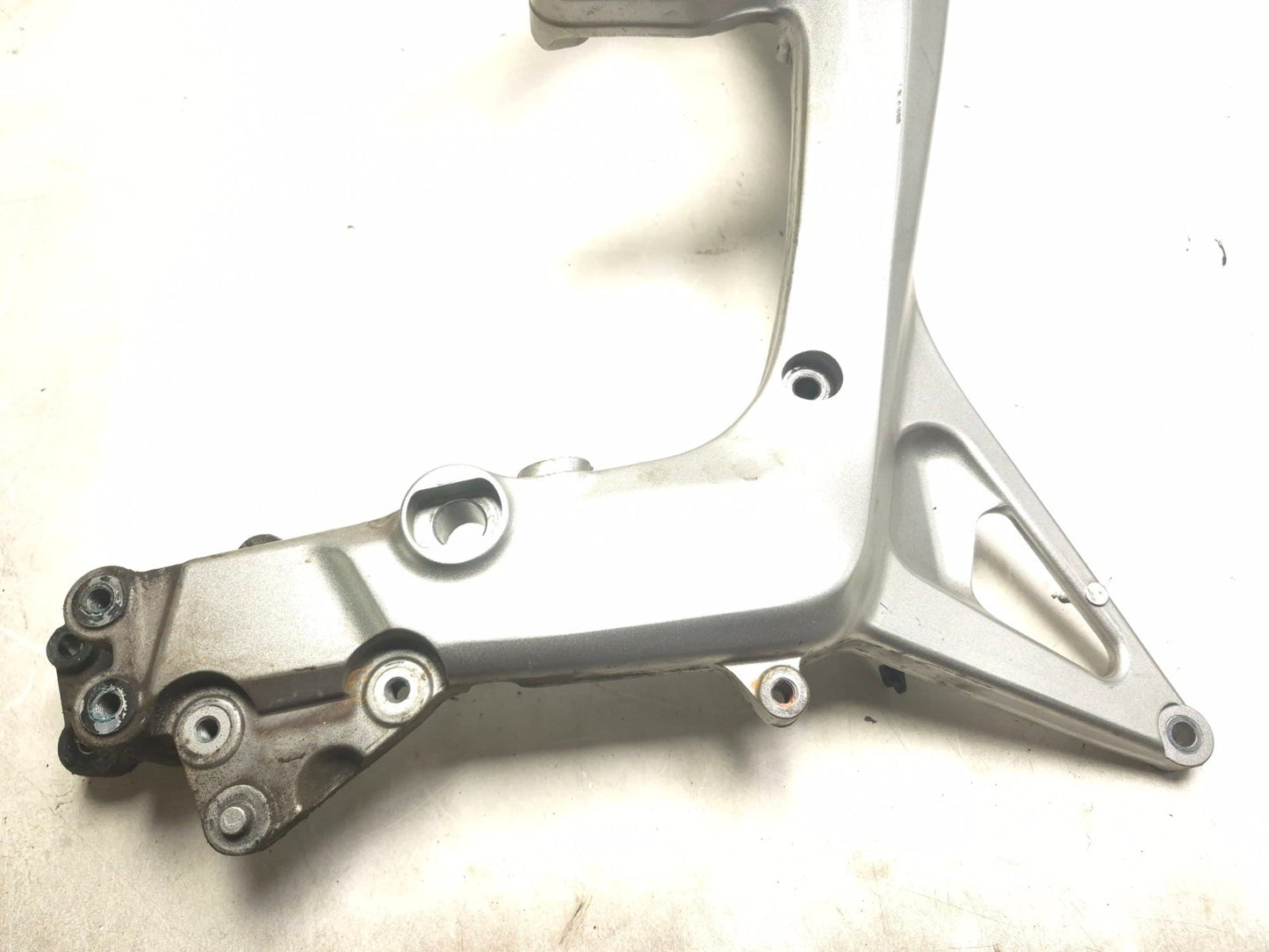 2004 Yamaha Fz6 S Main Frame Left Side OEM