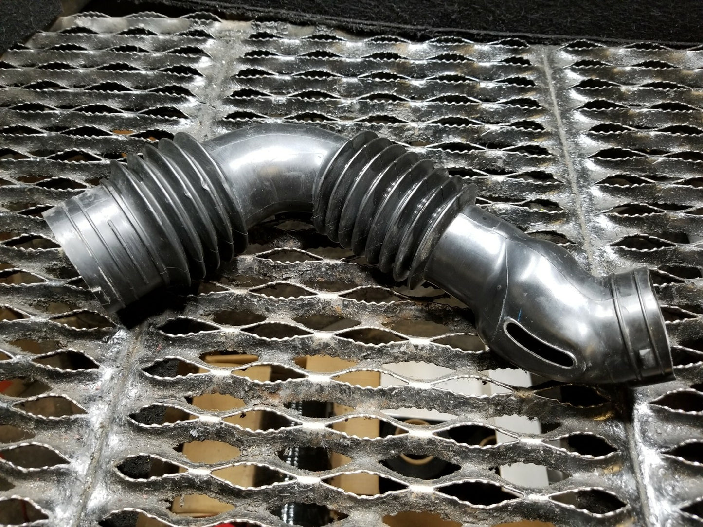 2004 2005 2006 Scion Xa Engine Air Cleaner Intake Inlet Hose Tube Pipe OEM