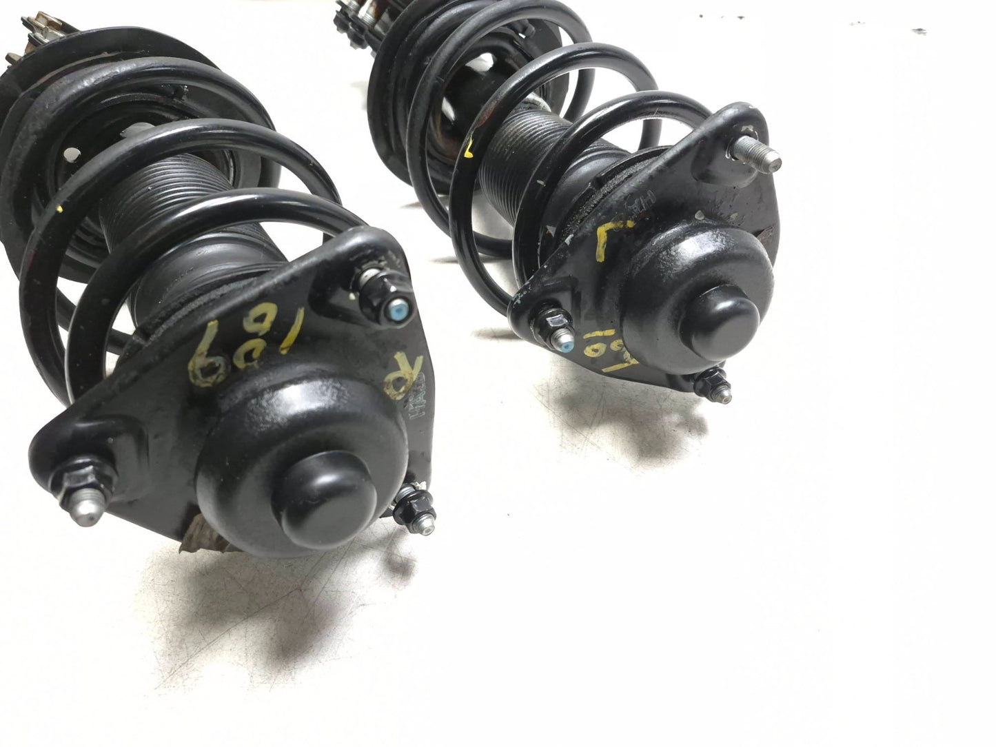 2013 Hyundai Genesis Coupe Front Shock Strut Absorber With Spring Pair OEM