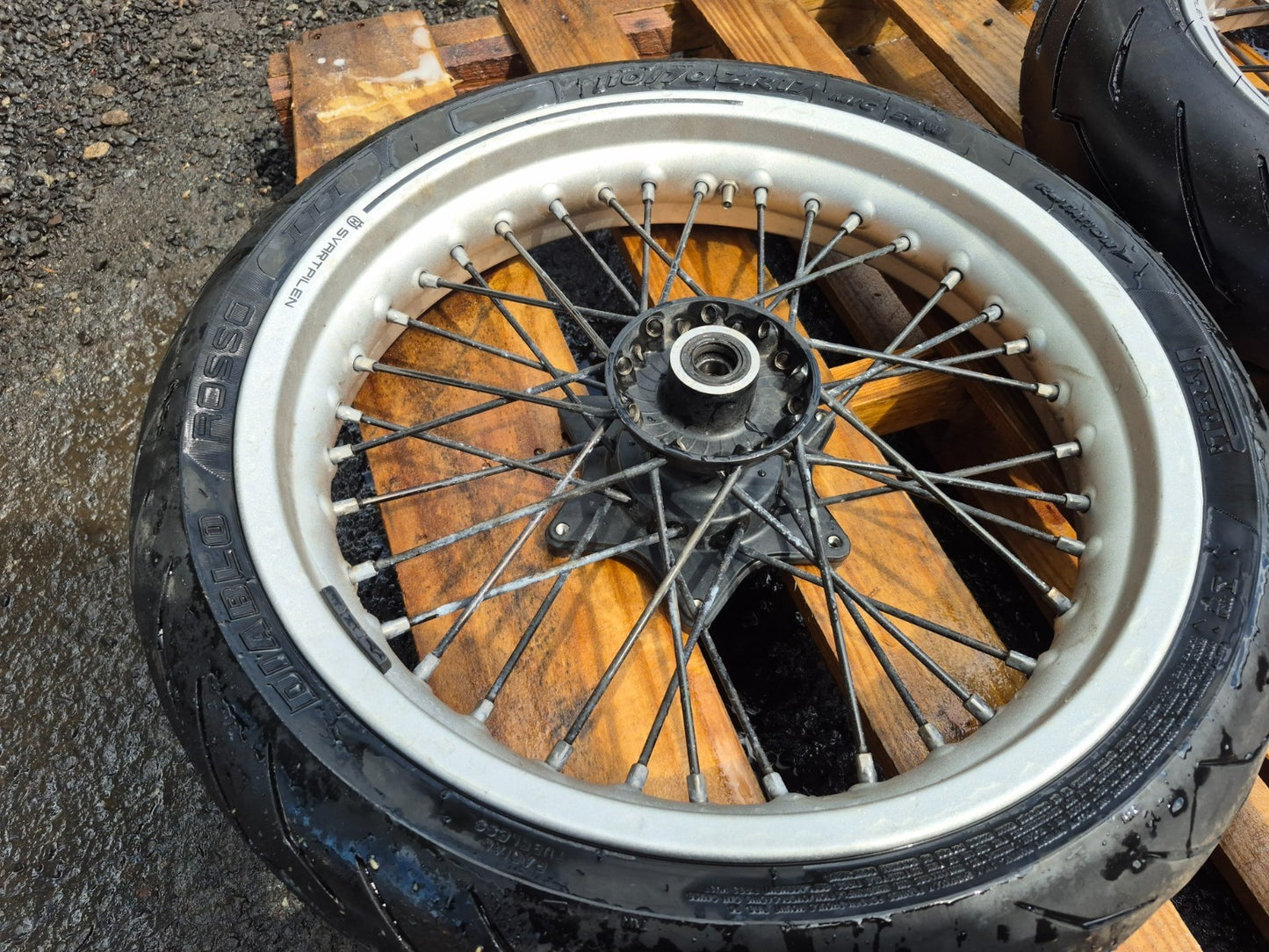 2018 Husqvarna Svartpilen 401 Wheel Rim W/tire Front & Rear Pair OEM