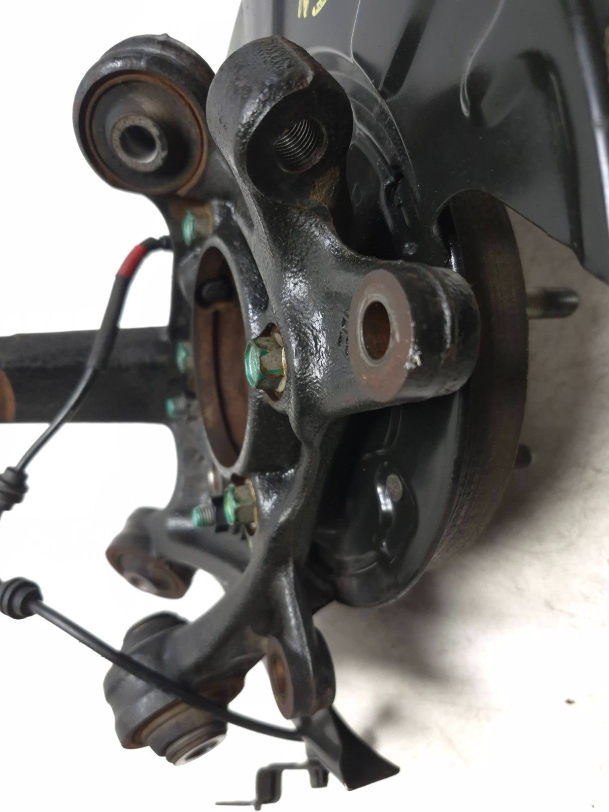 2013 Hyundai Genesis Coupe Wheel Spindle Knuckle Rear Passenger Side Right OEM