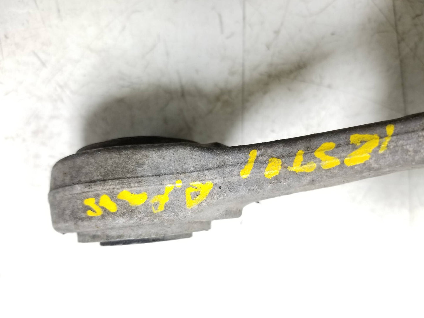 2017-2023 Alfa Romeo Stelvio Rear Control Arm Passenger Side Right Set 4pcs OEM