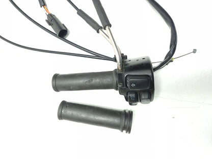 2007-2013 Harley Sportster 883 1200 Xl Right Handlebar Kill Switch & Grips OEM