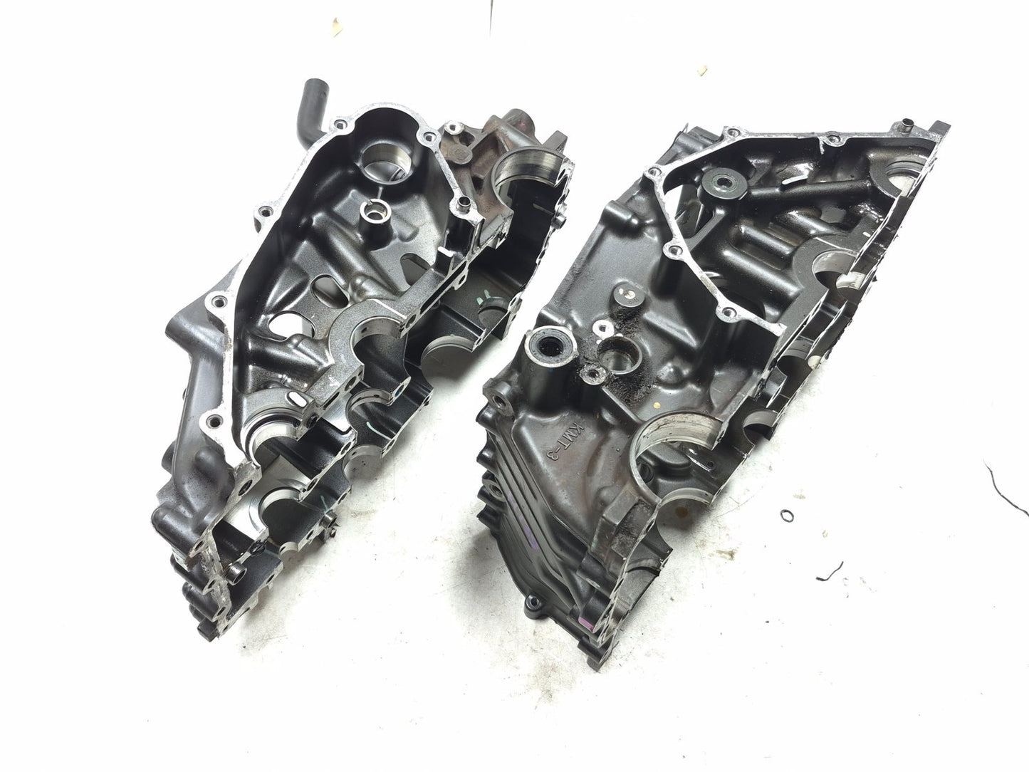 2023 Kawasaki Ninja 400 Ex400 Engine Motor Crankcase Pair OEM