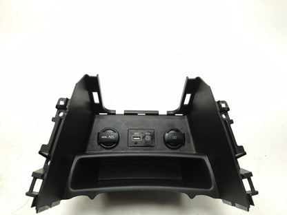 2019 Hyundai Kona Floor Center Console Tray W/ Usb Outlet OEM