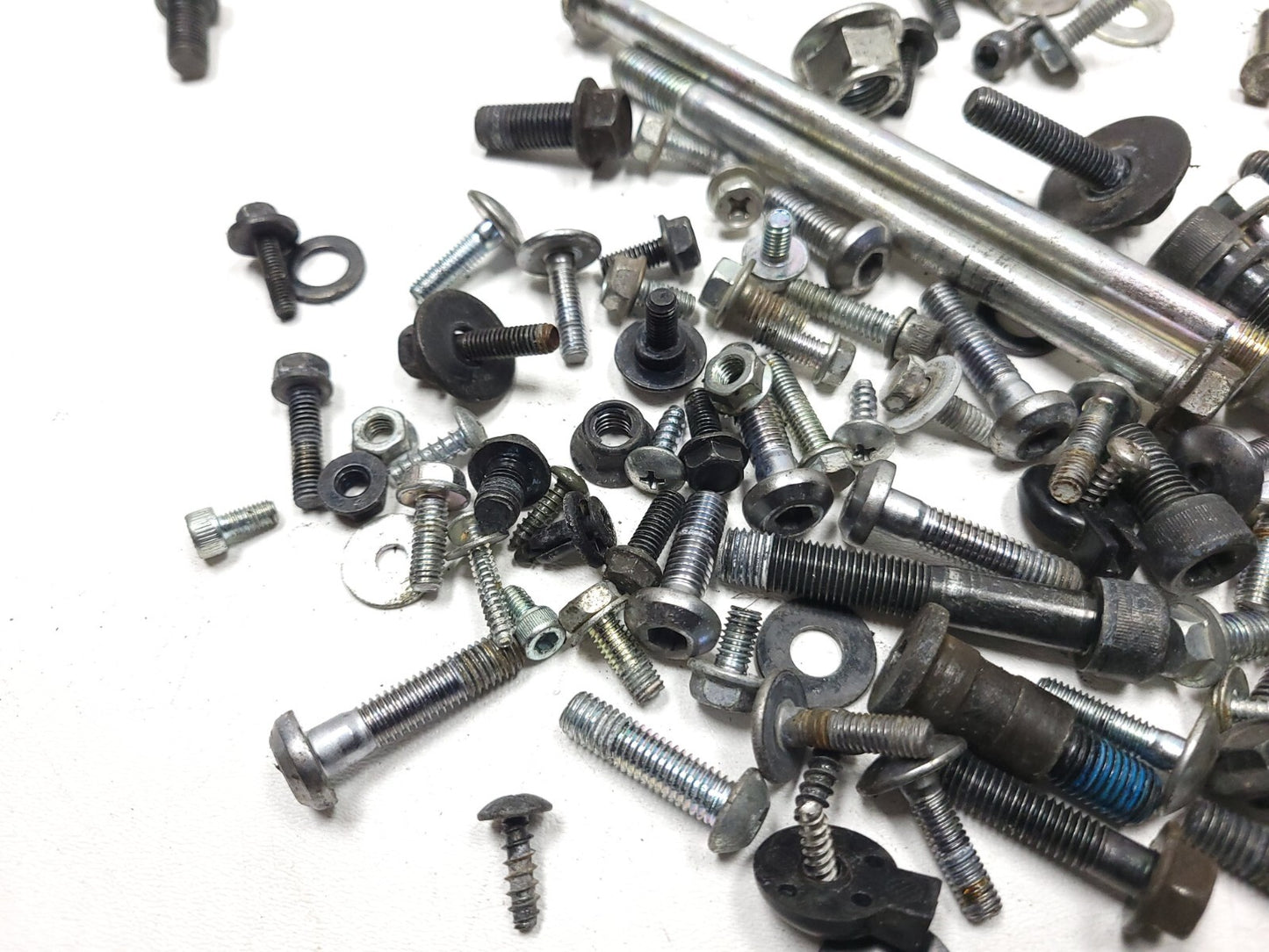 2015 - 2024 Yamaha Yzf-r3 Yzfr3 Misc Bolt Hardware Screw Nuts Bracket OEM