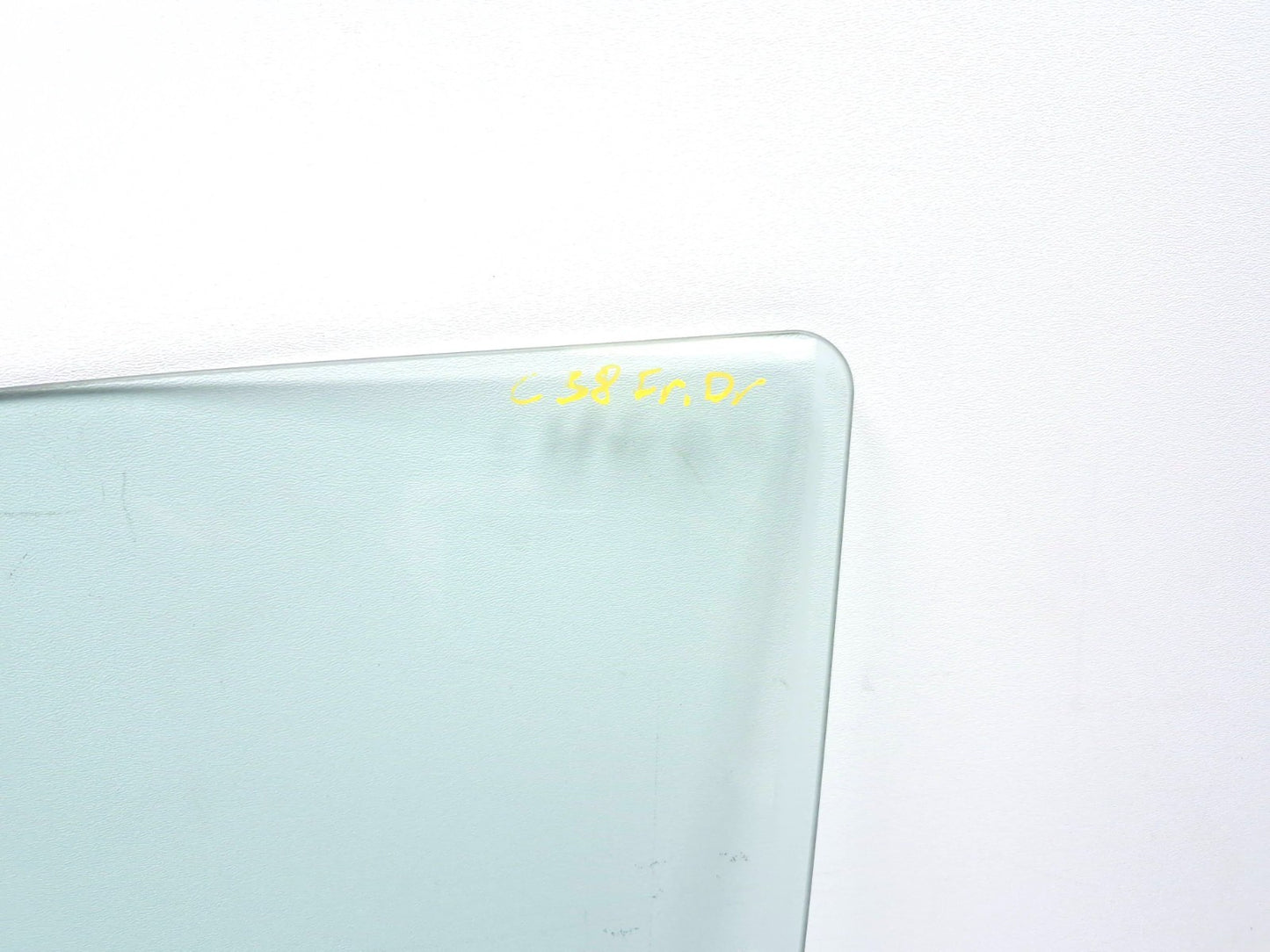 2015 Nissan Juke Door Window Glass Front Driver Side Left OEM