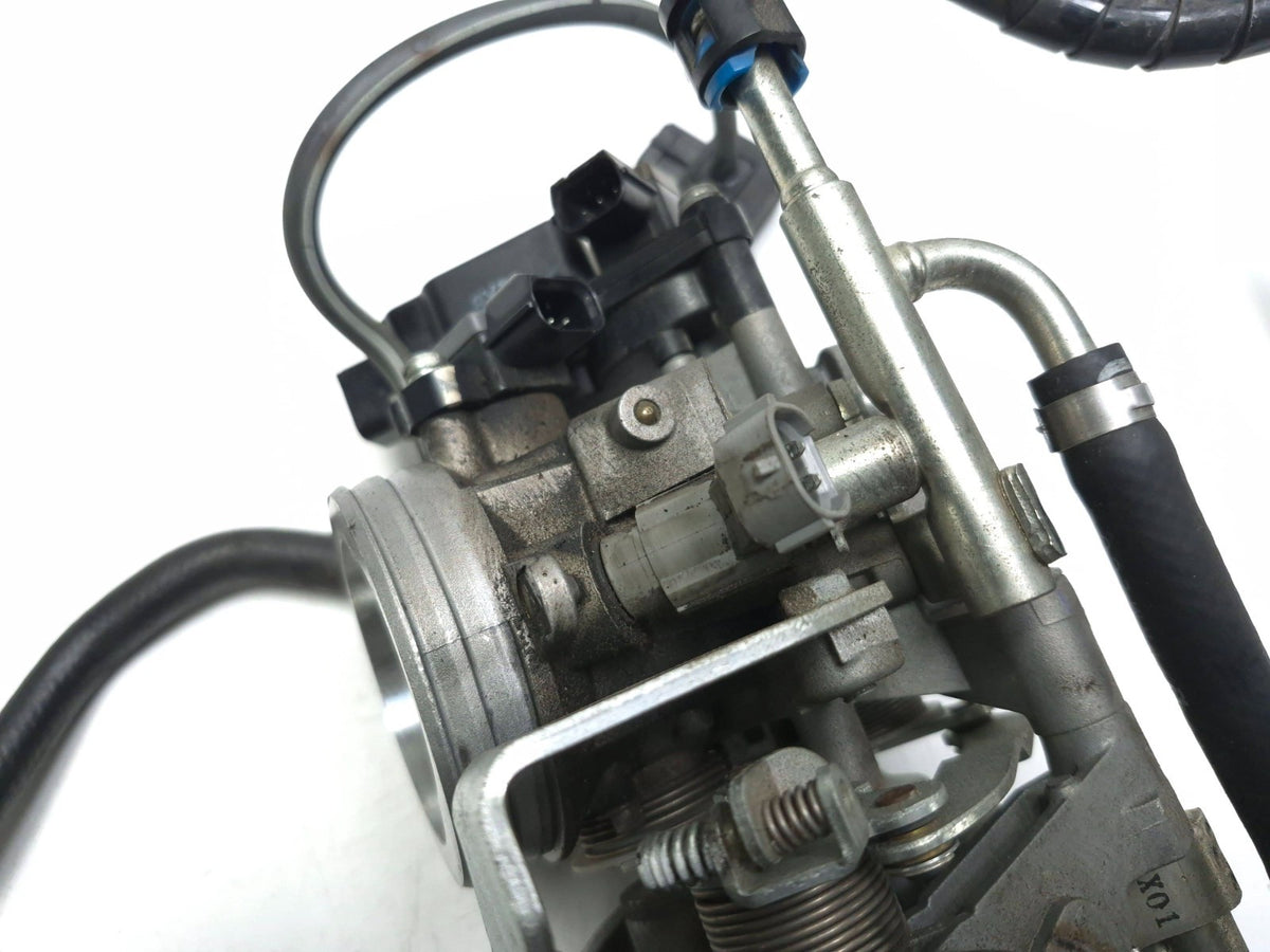 2009 Suzuki Boulevard M109r Vzr1800 Fuel Injector W/throttle Body OEM
