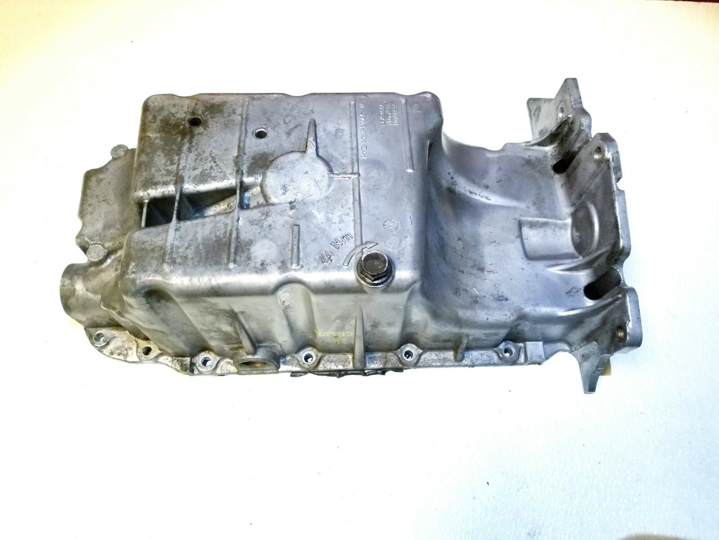 11 12 13 14 15 Chevy Cruze 1.8l Engine Oil Pan OEM 23k Miles
