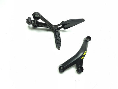 2017 Ktm 390 Duke Front Left Footrest & Right Engine Mount Pair OEM