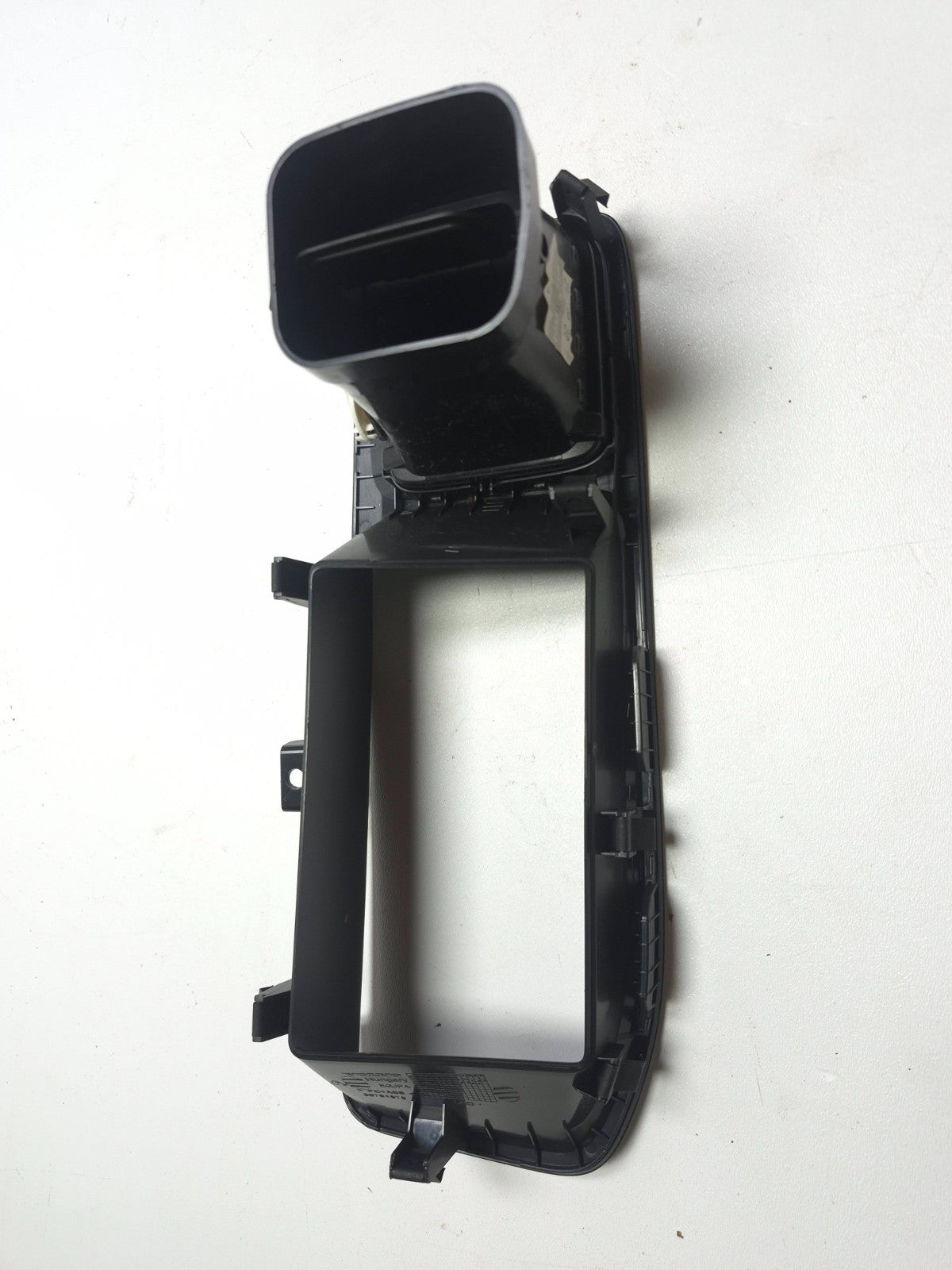 2013 Volvo S60 Dashboard Center Display Trim Bezel W/ Air Vent Grille OEM