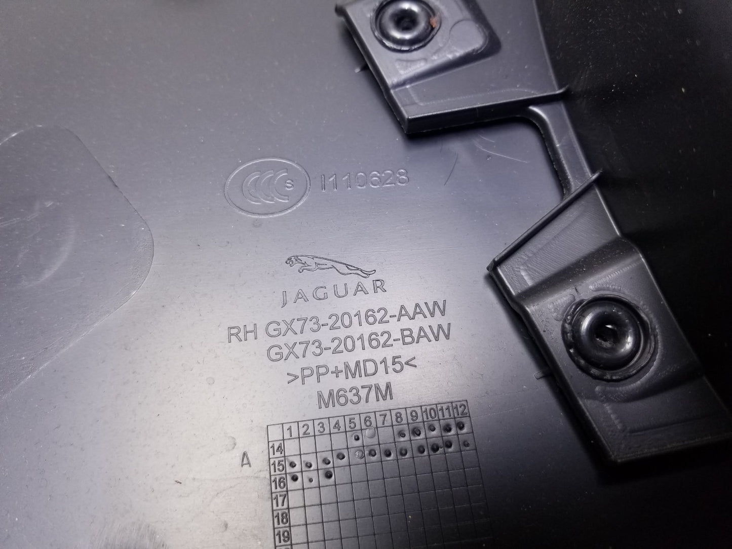 2017 Jaguar Xe Front Passenger Door Panel OEM Gx73-23720-aaw