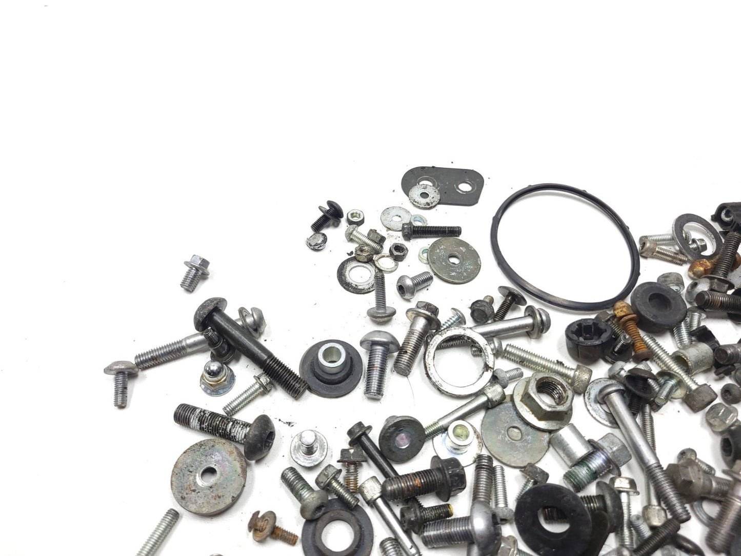 2007 Yamaha Xvs 1300 V-star Misc Chassis Bolts And Hardware OEM