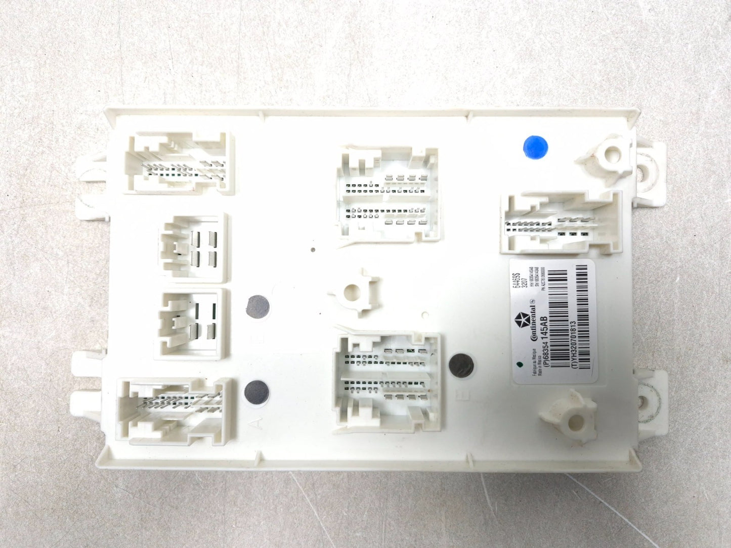 2018 Chrysler 300 Limited AWD Body Control Module OEM