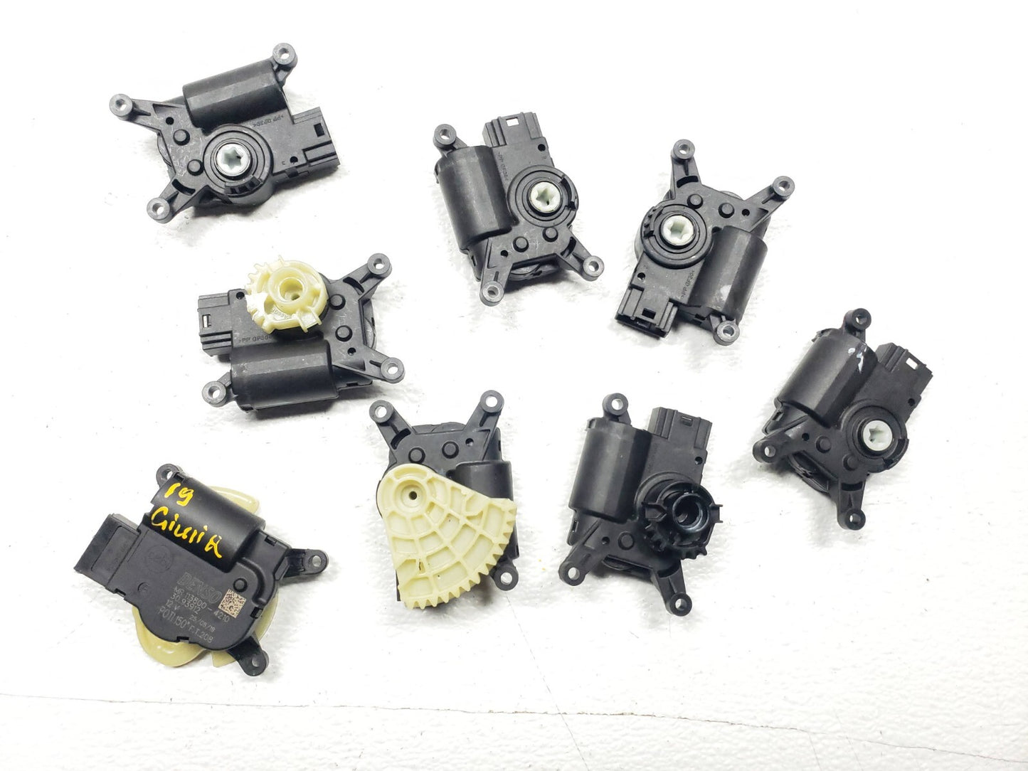 2019 Alfa Romeo Giulia Heater Blend Actuator Flap Motor 8pcs OEM