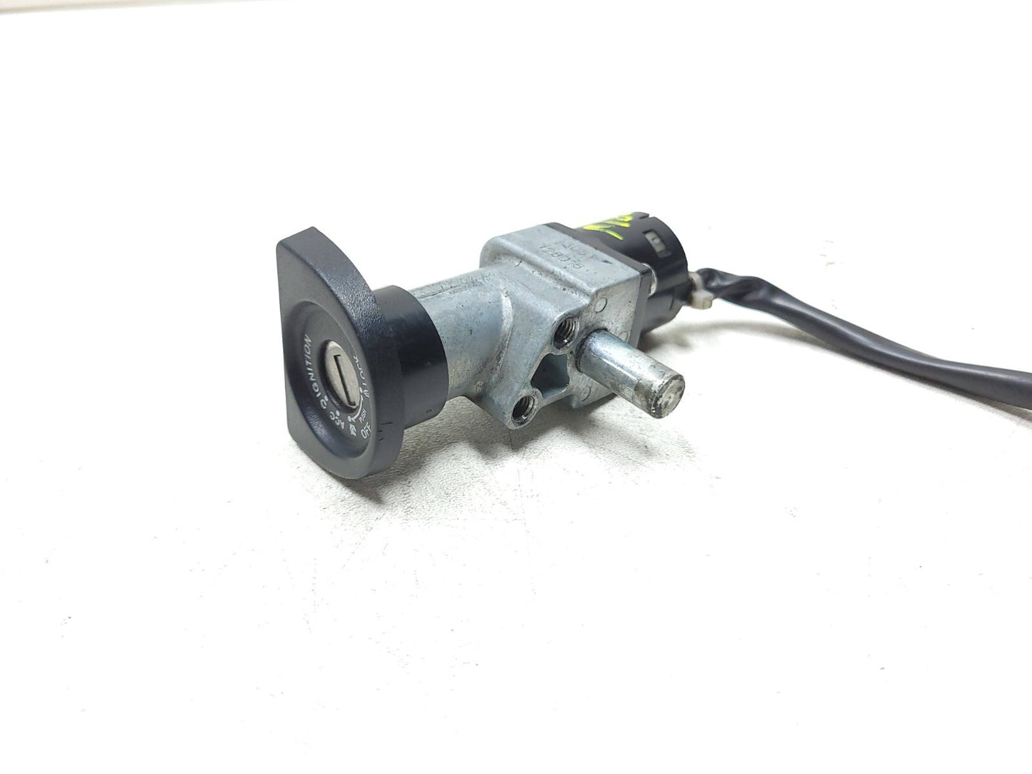 14-20 Harley Street 750 Xg750 Ignition Set Key Fuel Tank Cap Ignition Switch OEM