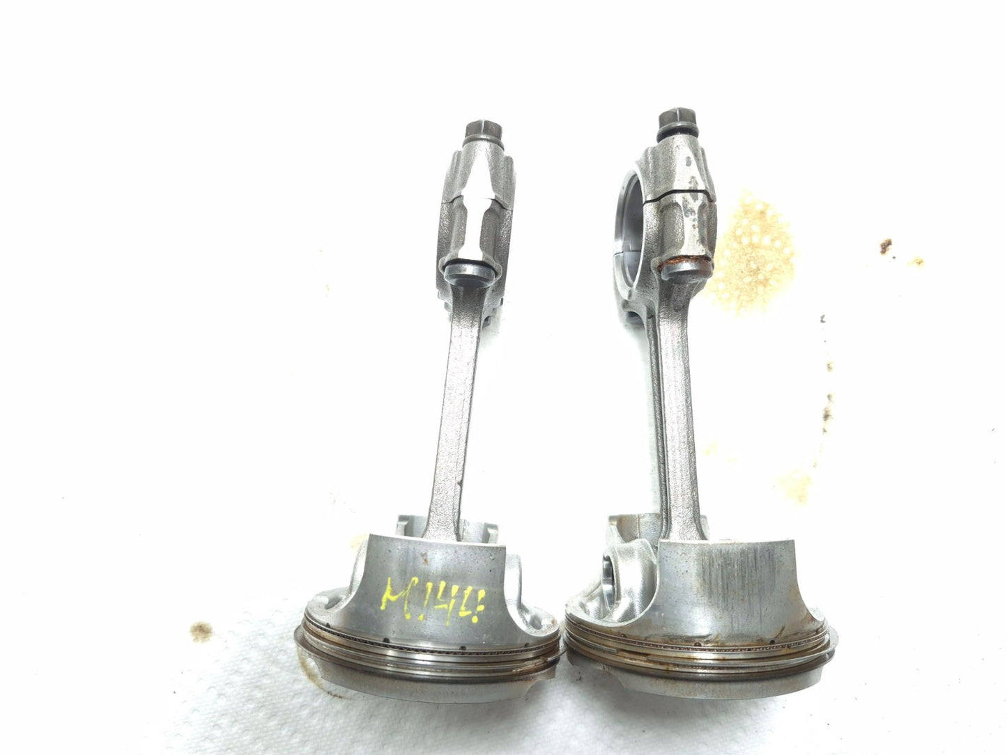 2008 Triumph Sprint St 1050 Piston W/ Connecting Rod 2 Pcs OEM
