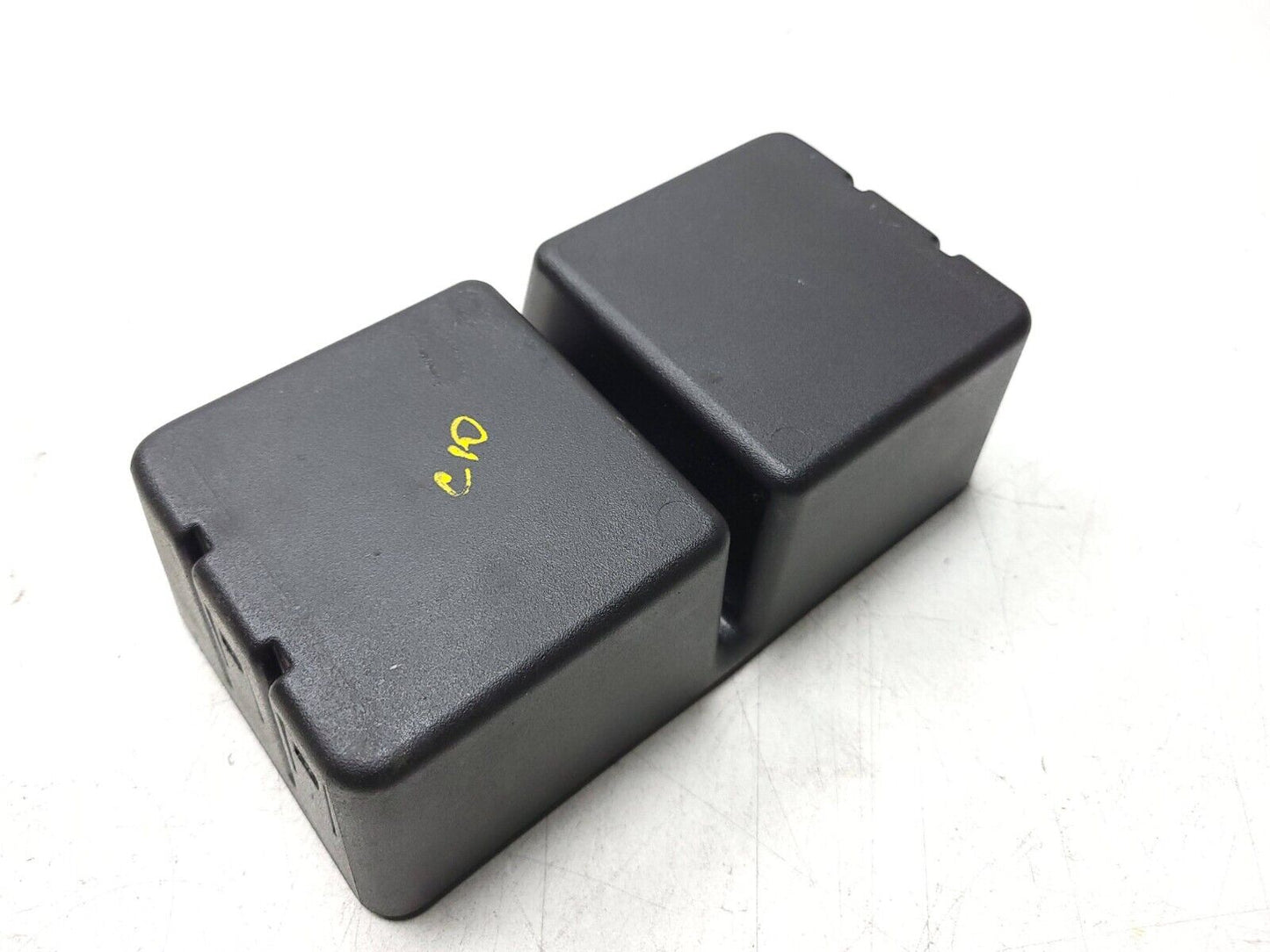 2010 - 2014 Chevrolet Suburban Cup holder OEM